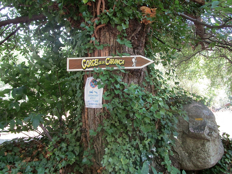 Wegweiser zur Schlucht Gorges de la Carança