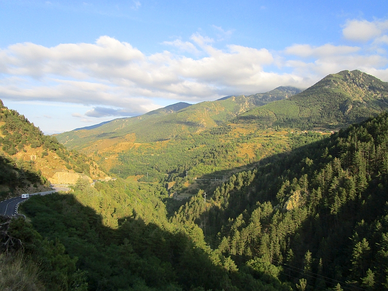 Zugfahrt durch die Pyrenäen