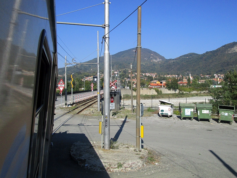 Fahrt in Casella vom Deposito zum Endbahnhof