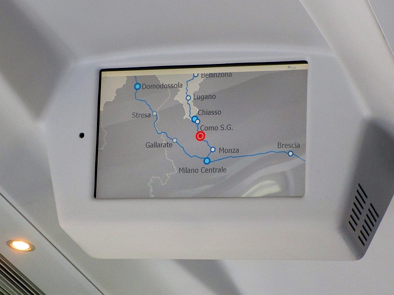 Kartendarstellung des Zuglaufs auf einem Monitor im Zug