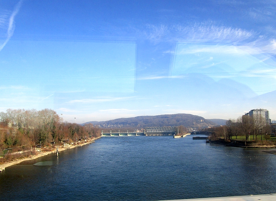 Fahrt über den Rhein in Basel