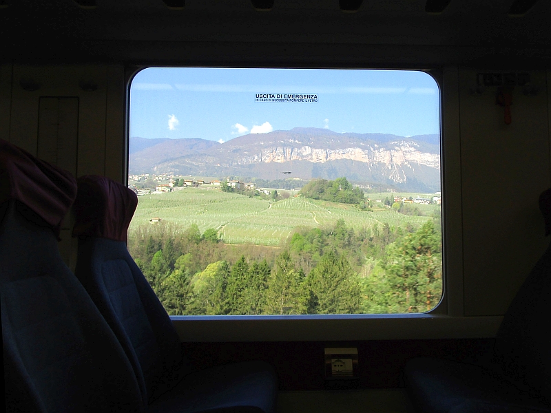 Blick aus dem Zugfenster der Nonstalbahn
