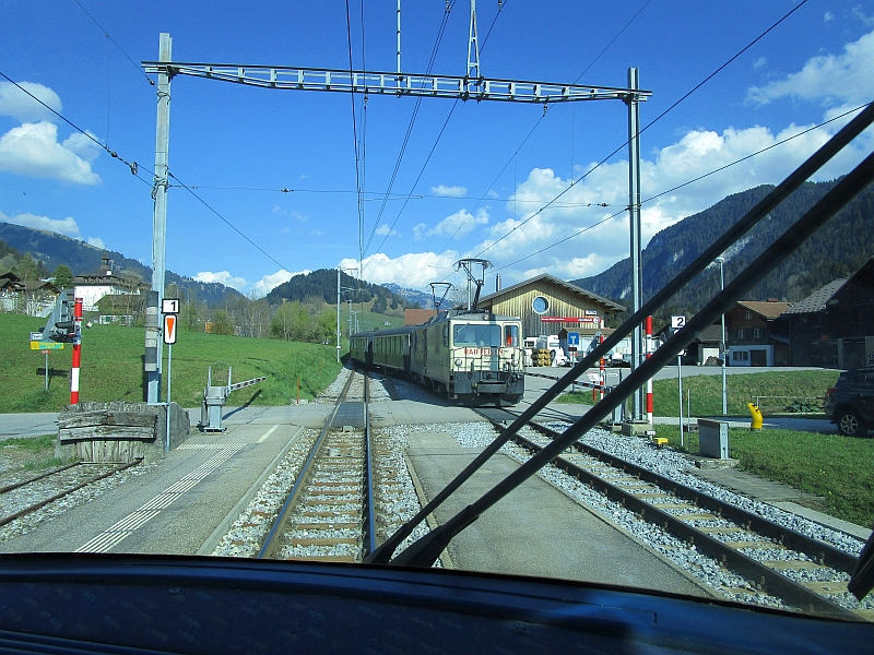 Zugkreuzung in Rougemont