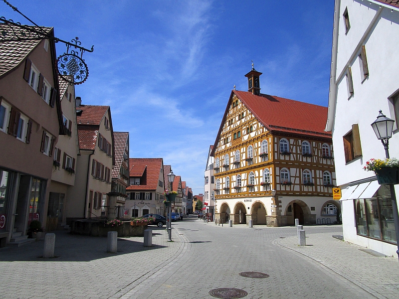 Altstadt mit Rathaus von Neuffen