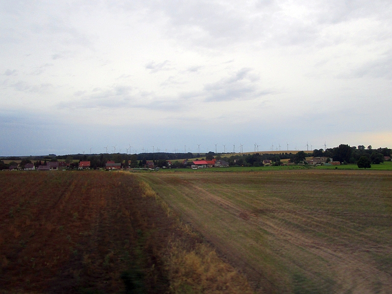 Blick aus dem Zugfenster zwischen Hannover und Magdeburg