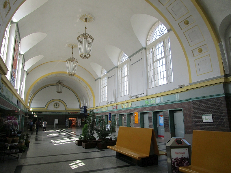 Empfangshalle Bahnhof Weimar