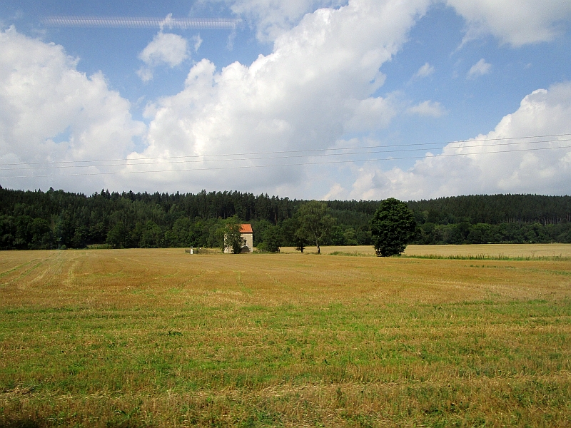 Blick aus dem Zugfenster im Ilmtal