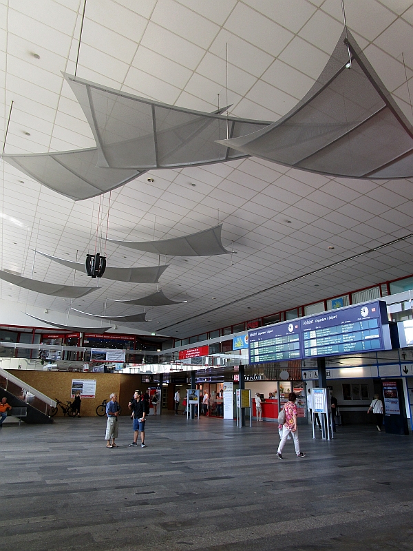 Empfangshalle im Bahnhof Cottbus