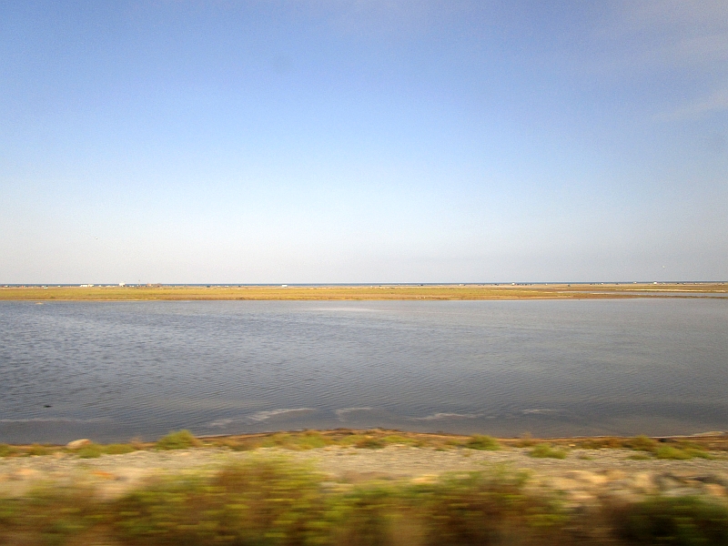 Fahrt durch die Lagunenlandschaft an der Mittelmeerküste