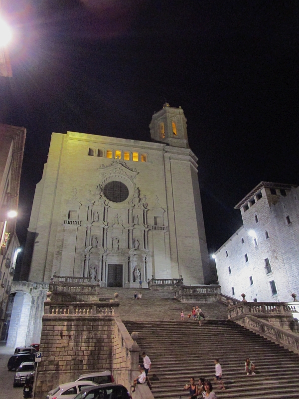 Kathedrale Santa Maria Girona bei Nacht