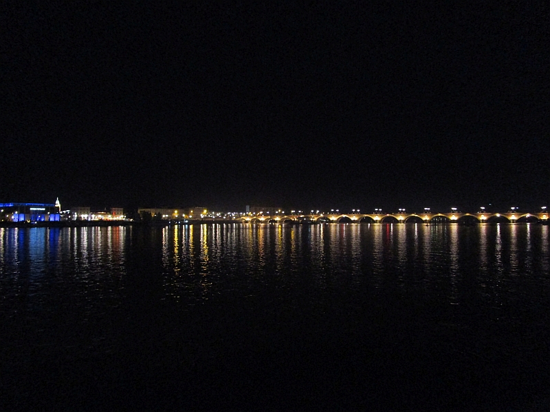 Garonne in Bordeaux