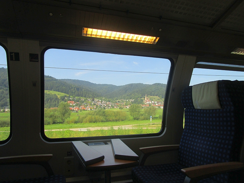 Fahrt durch das Kinzigtal im Schwarzwald