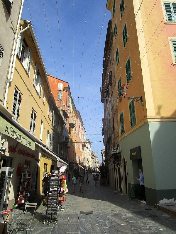 Spaziergang durch die Altstadt von Bastia