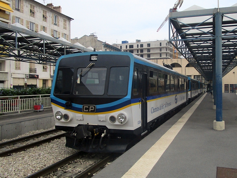 Triebwagen X 306 der Chemins de fer de Provence