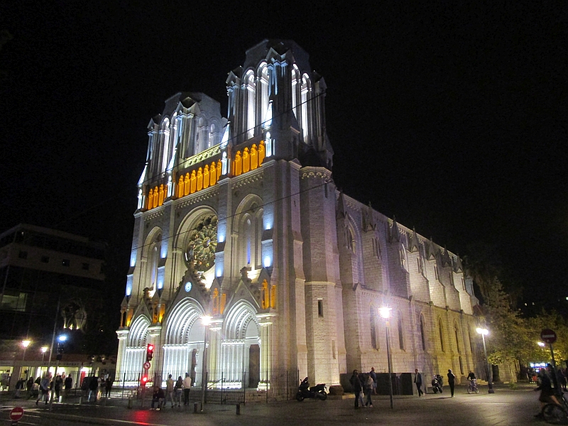Basilique Notre-Dame de Nice bei Nacht