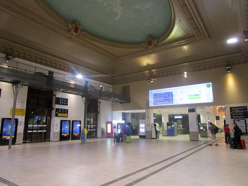 Empfangshalle des Bahnhofs Nizza