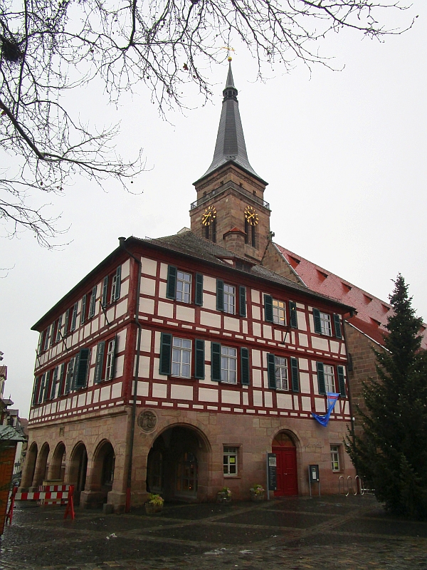 Rathaus und spätgotische Stadtkirche Schwabach