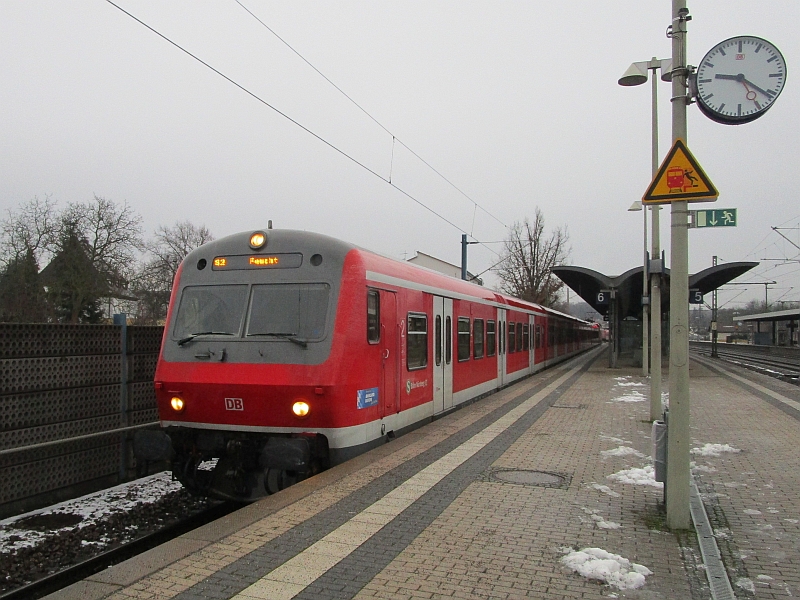 S-Bahn mit Steuerwagen in Schwabach