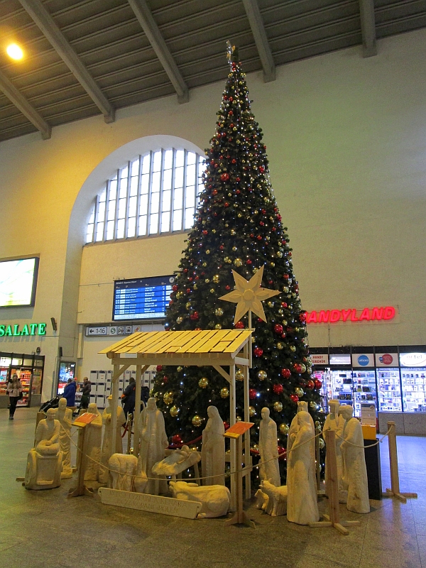 Polnische Weihnachtskrippe im Hauptbahnhof Stuttgart