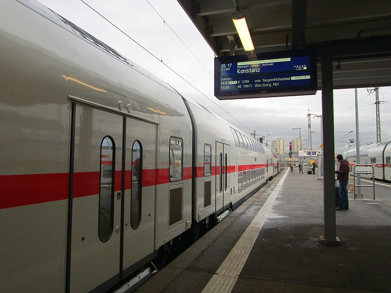 IC 2 nach Konstanz im Hauptbahnhof Stuttgart