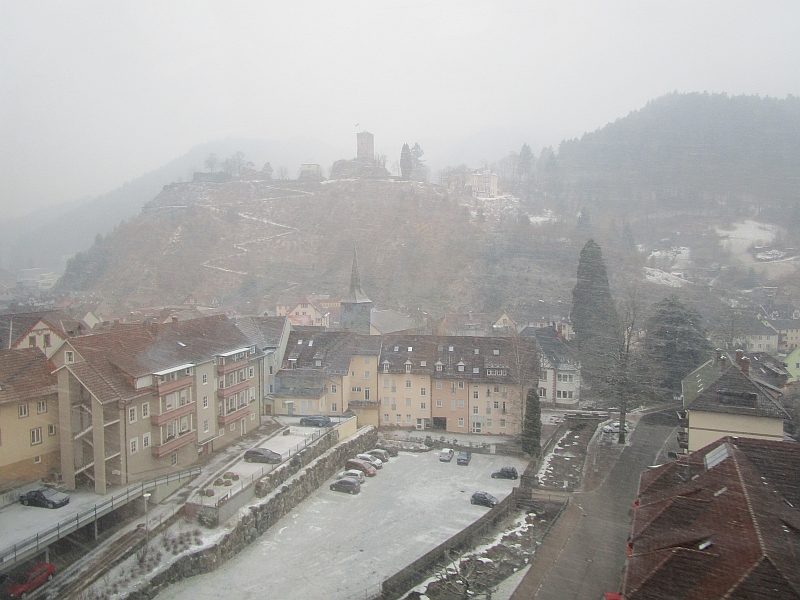 Schloss Hornberg im Schneetreiben