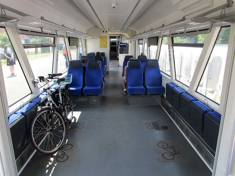 Innenbild Regioshuttle-Triebwagen der DB