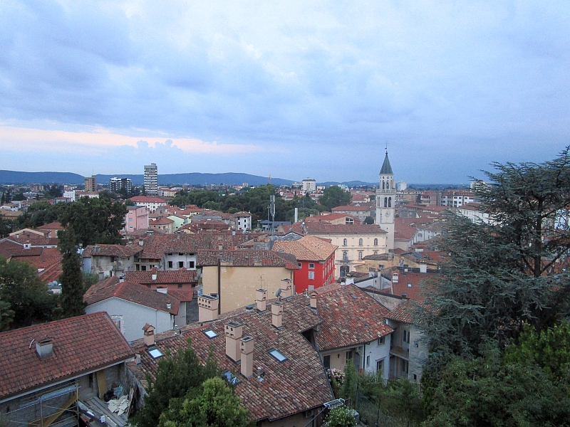 Blick vom Burghügel über Gorizia