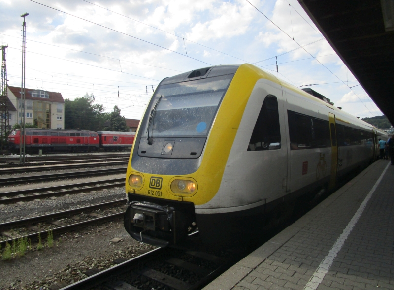 Dieseltriebzug der Baureihe 612 in Ulm