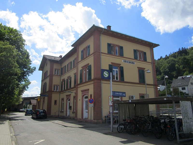 Empfangsgebäude Bahnhof Hirschhorn