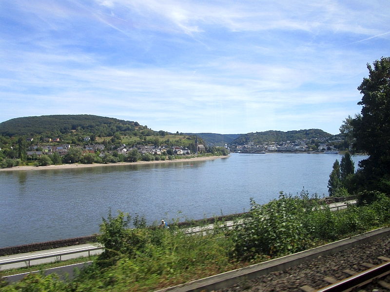 Fahrt durch die größte Rheinschleife