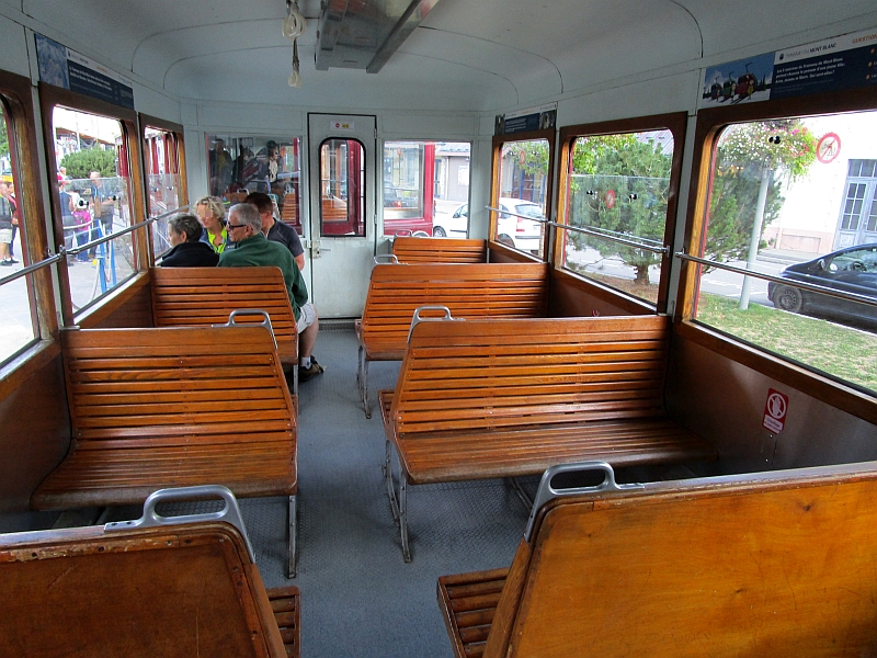 Innenbild Steuerwagen der Tramway du Mont-Blanc