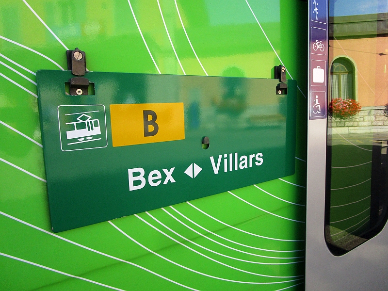 Zuglaufschild Bex-Villars am Triebzug