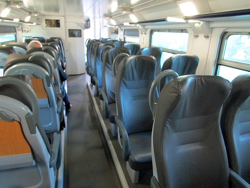Erste Klasse im Doppelstockzug der Trenitalia