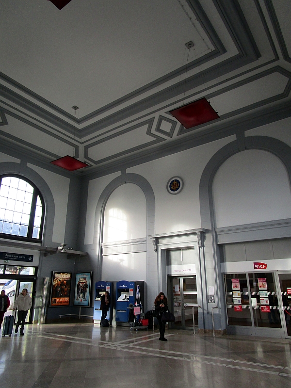 Empfangshalle Bahnhof Gare de Saint-Dié-des-Vosges