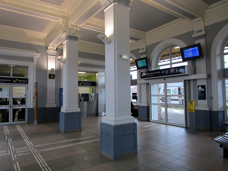 Empfangshalle Bahnhof Remiremont