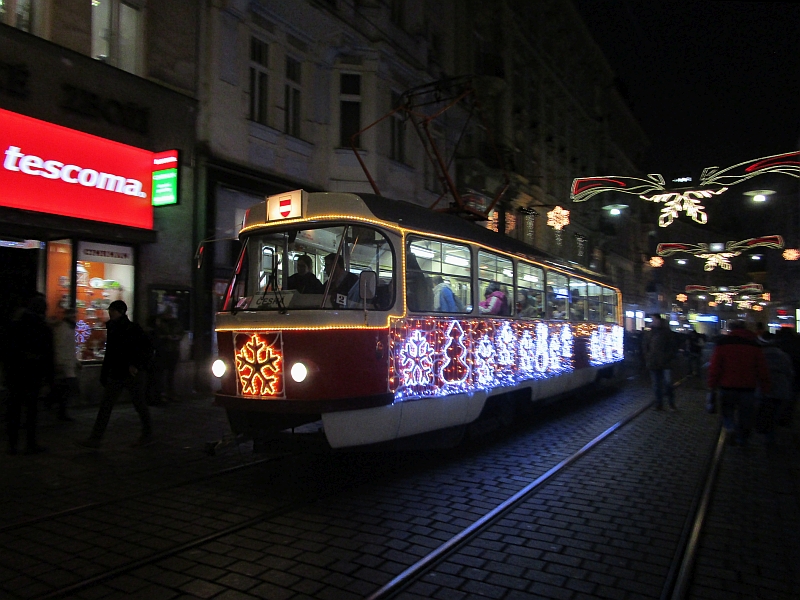 Weihnachtsstraßenbahn in Brünn