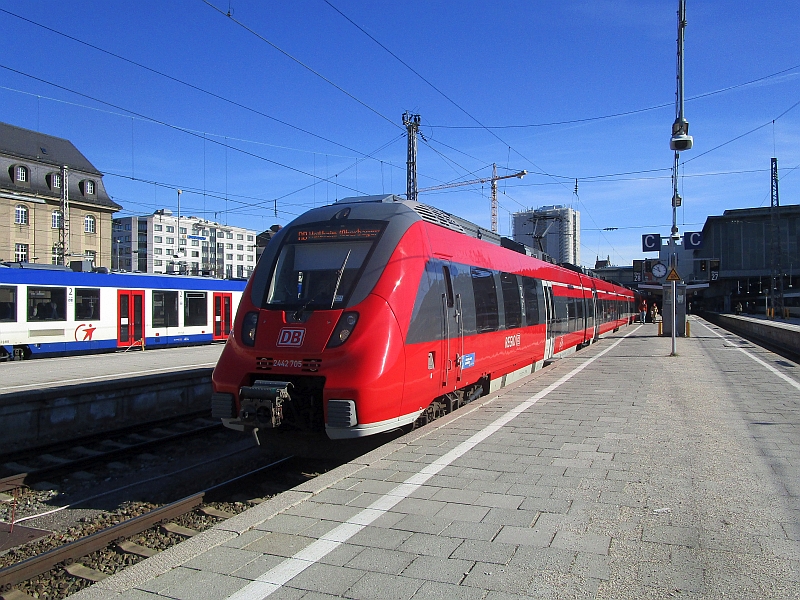 Talent 2-Triebzug von DB Regio im Hauptbahnhof München