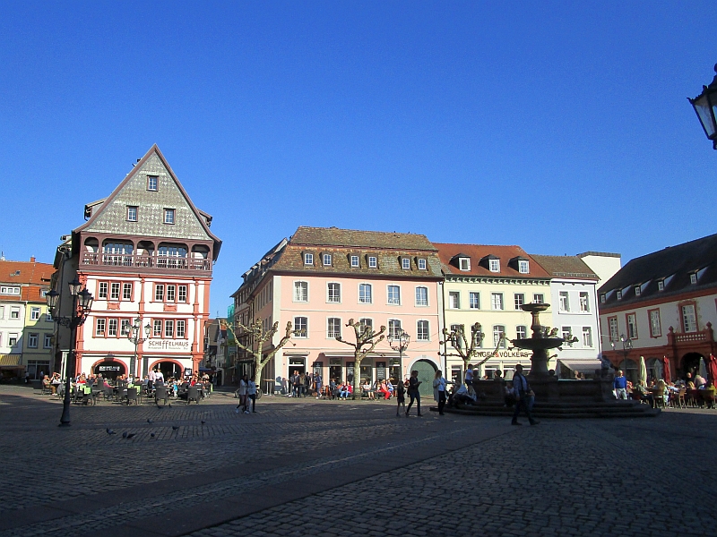 Scheffelhaus am Marktplatz Neustadt an der Weinstraße