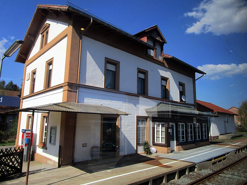 Bahnhof Dellfeld