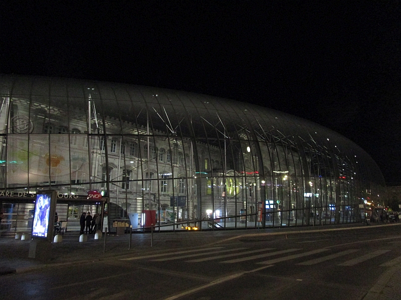Bahnhof Strasbourg bei Nacht