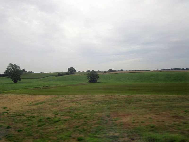 Blick aus dem Zugfenster in der Region Stormarn