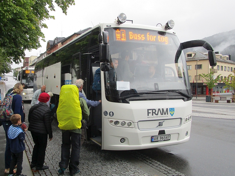 Bus als Schienenersatzverkehr von Åndalsnes nach Dombås