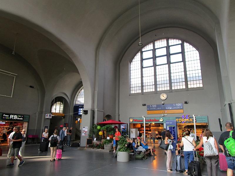Empfangshalle Hauptbahnhof Koblenz