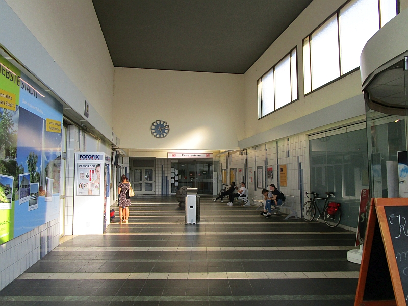 Empfangshalle Bahnhof Andernach