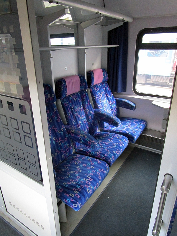 Erste-Klasse-Abteil im slowenischen Wagen