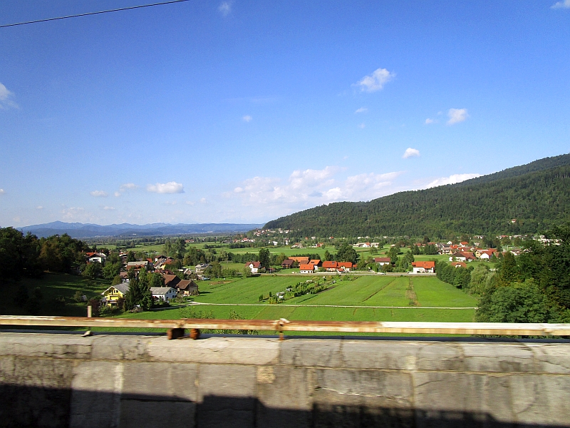 Fahrt durch Zentralslowenien bei Borovnica