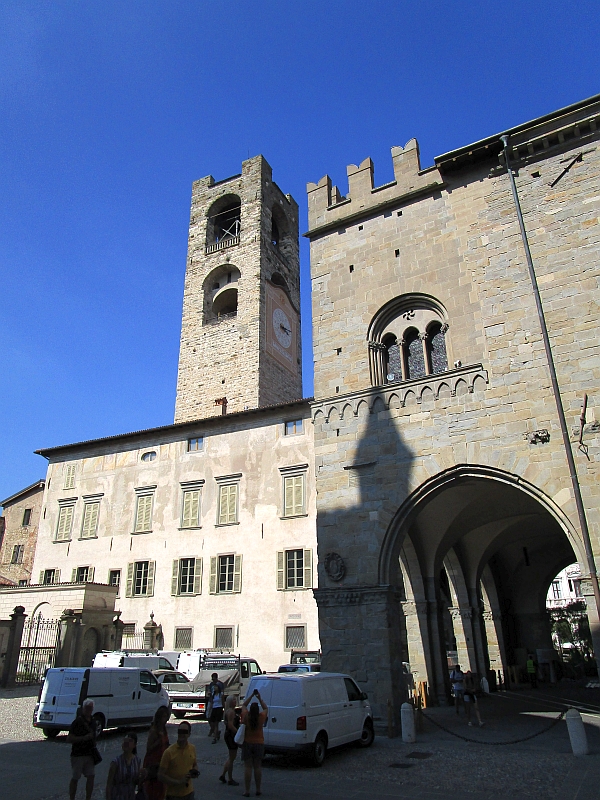 Uhrturm Campanone Bergamo