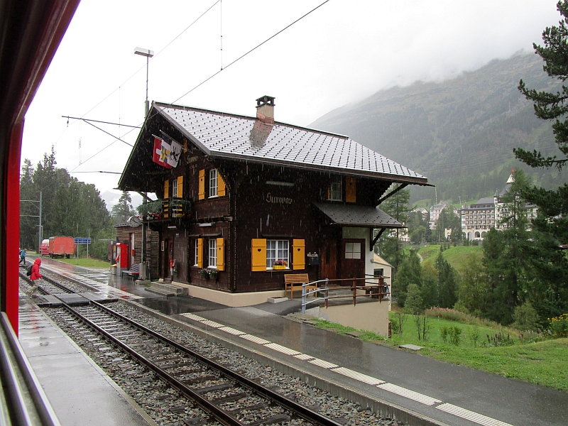 Bahnhof Surovas