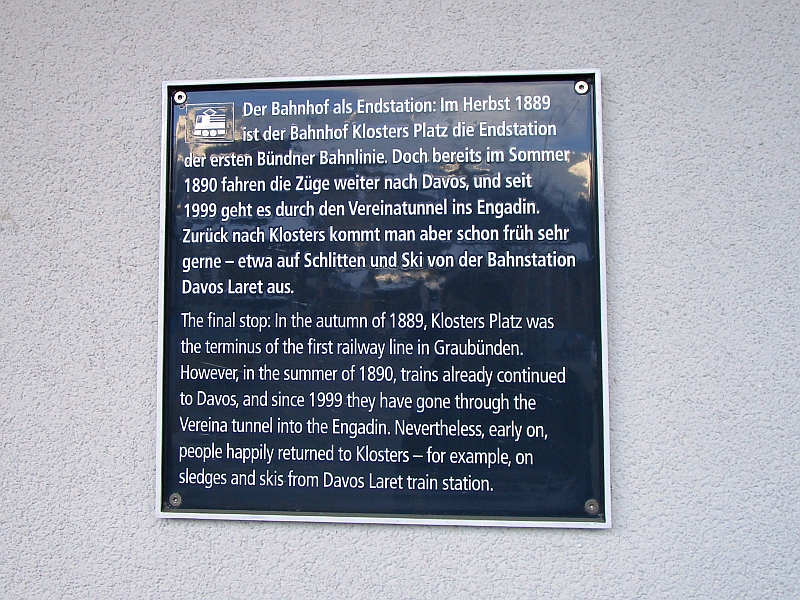 Informationstafel zur Geschichte des Bahnhofs Klosters Platz