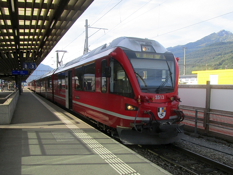 Allegra-Triebzug im Bahnhof Landquart